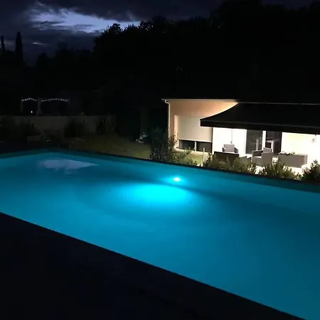 Piscine Privee Vallee Chateaux Dordogne Holiday home *